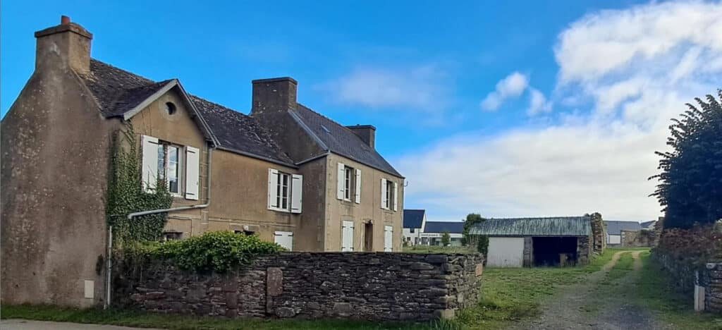 Henvic – Réhabilitation et extension de deux maisons en accueil de loisirs